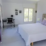 Bed & Breakfast Castoria 4*