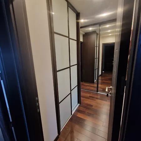 לינה וארוחת בוקר Castoria