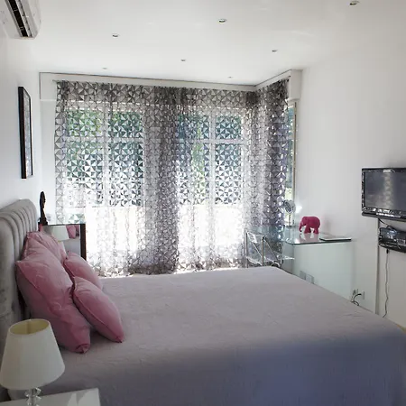 Castoria Bed and Breakfast Saint-Germain-en-Laye