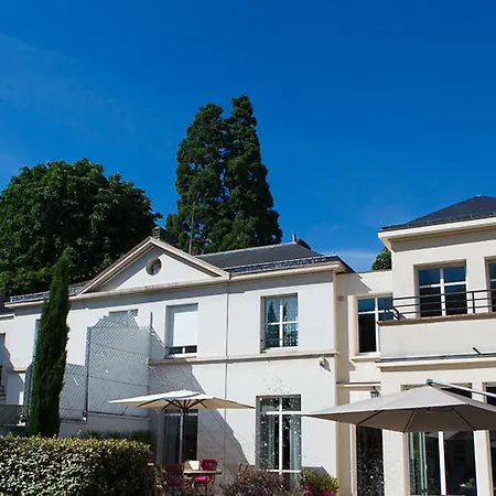 לינה וארוחת בוקר Castoria סן-ז'רמן-אן-לה