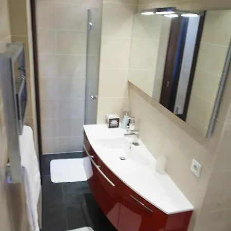 Castoria לינה וארוחת בוקר סן-ז'רמן-אן-לה