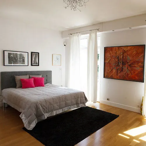 ベッド・アンド・ブレックファスト Castoria サン＝ジェルマン＝アン＝レー