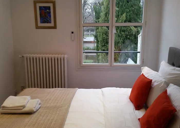 Castoria ベッド・アンド・ブレックファスト サン＝ジェルマン＝アン＝レー