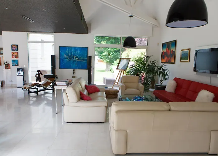 ベッド・アンド・ブレックファスト Castoria 4*